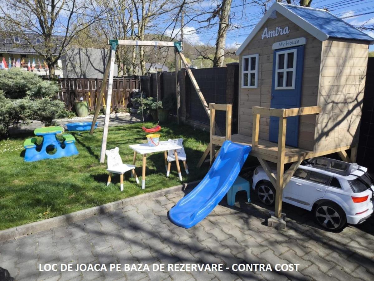 Pensiunea Vila Chesa Corunca 외부 사진